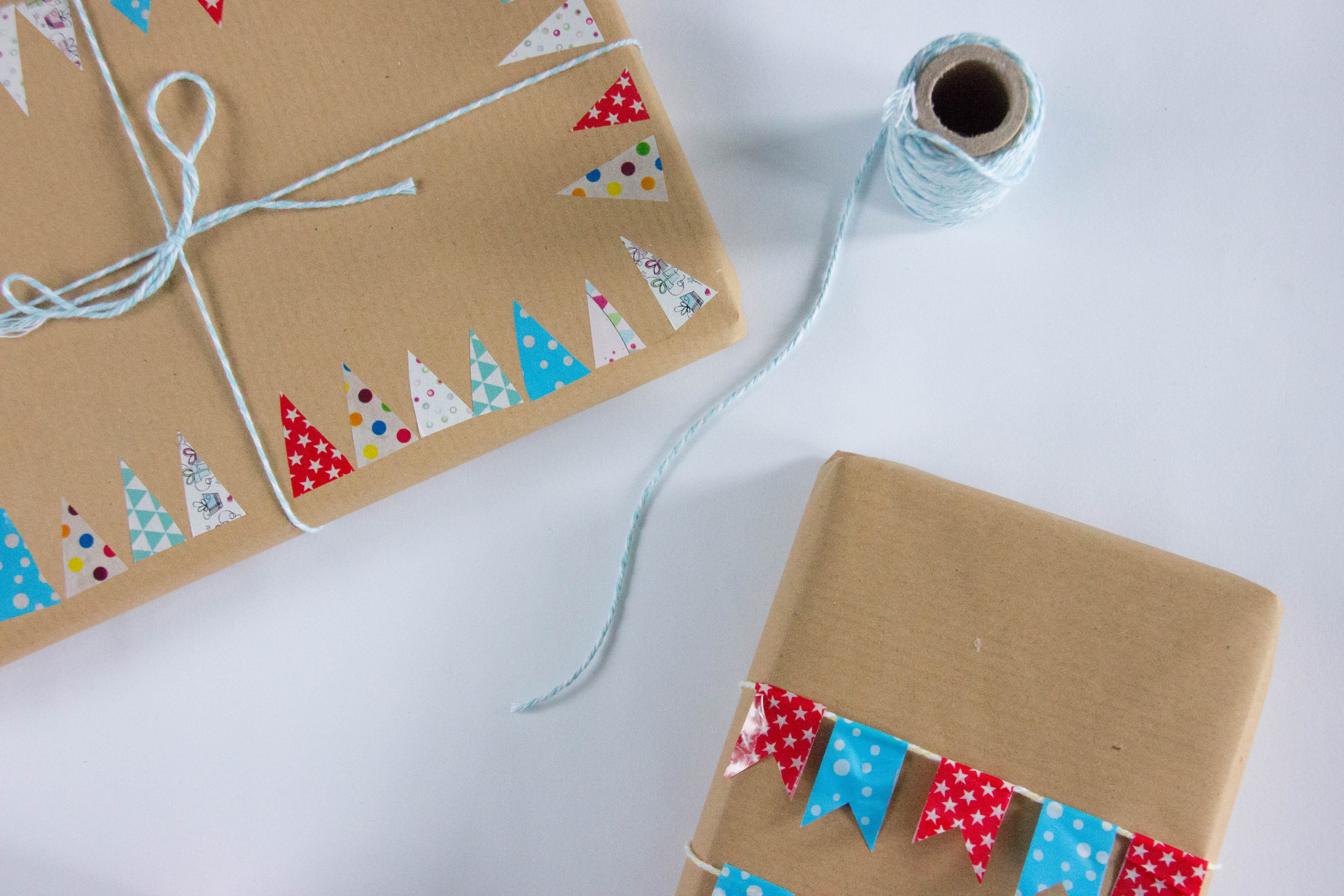 DIY gift wrap craft paper twine