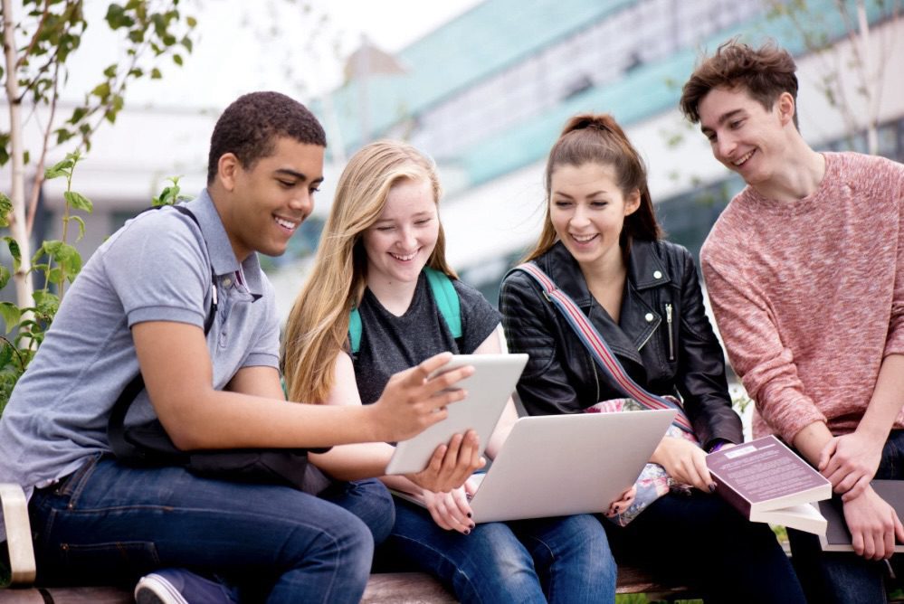 untitled 1000 x 1000 px 1 What to Look for When Buying a Student Rental