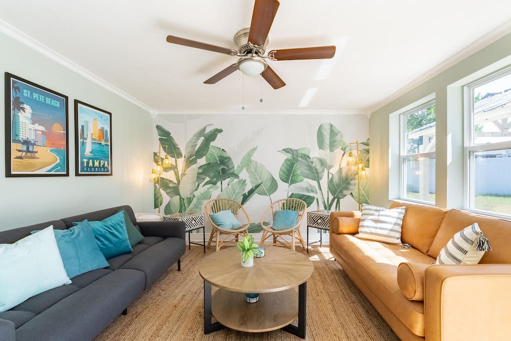 Vacation Rental Interior Design Tips: Create a Space Guests Will Love (and Book Again) - Showplace HQ