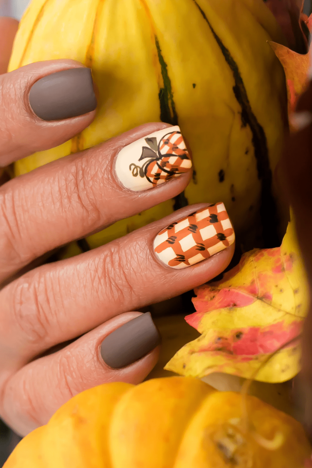 150+ Stunning Fall Nails to Inspire Your Next Manicure 9 150+ Stunning Fall Nails Ideas to Inspire Your Next Manicure