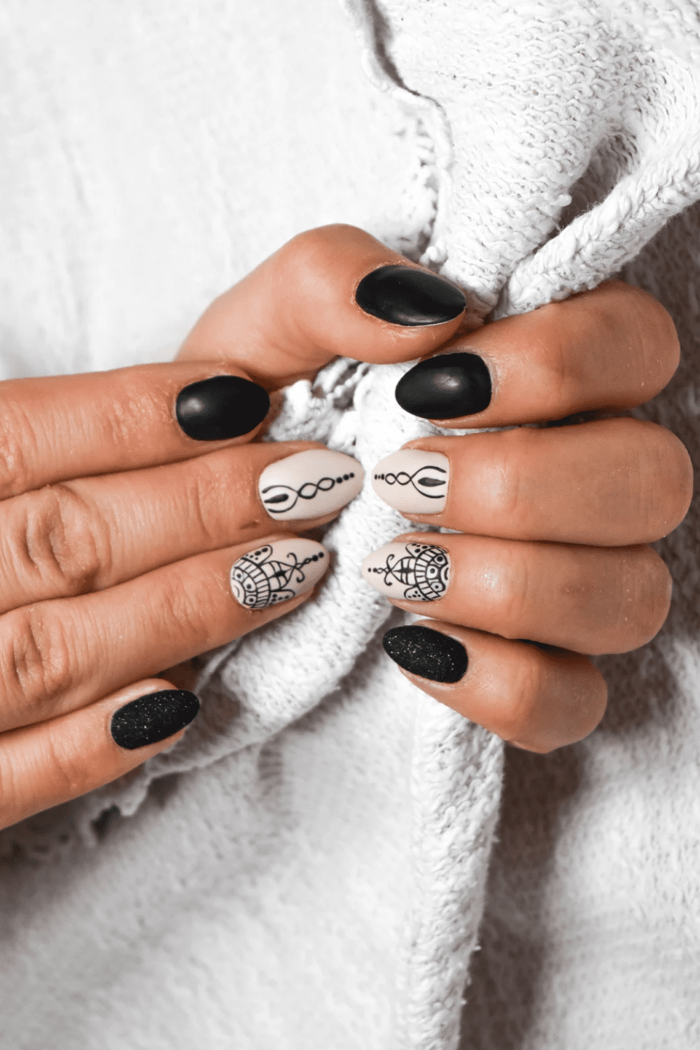 150+ Stunning Fall Nails to Inspire Your Next Manicure 105 150+ Stunning Fall Nails Ideas to Inspire Your Next Manicure