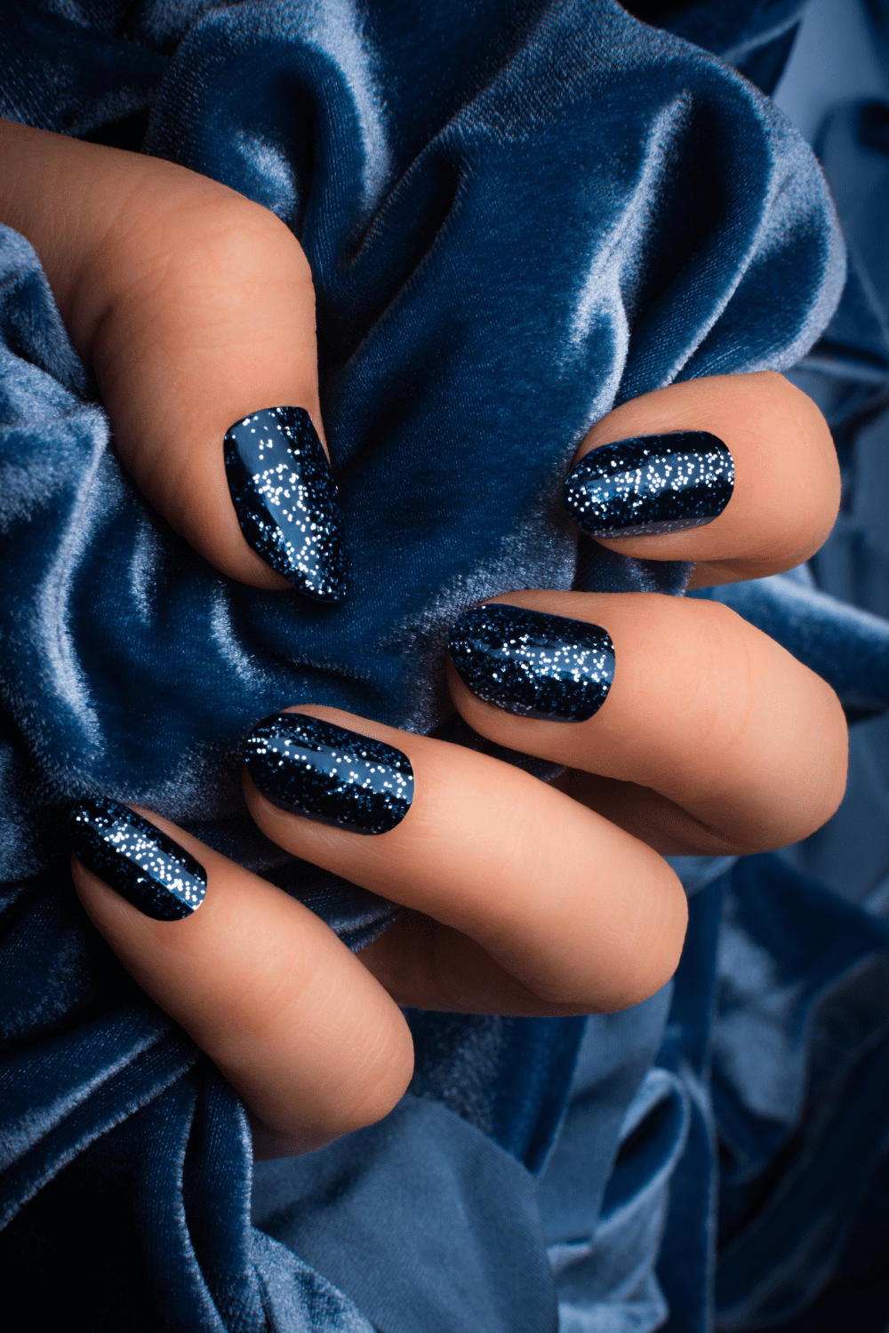 150+ Stunning Fall Nails to Inspire Your Next Manicure 37 150+ Stunning Fall Nails Ideas to Inspire Your Next Manicure