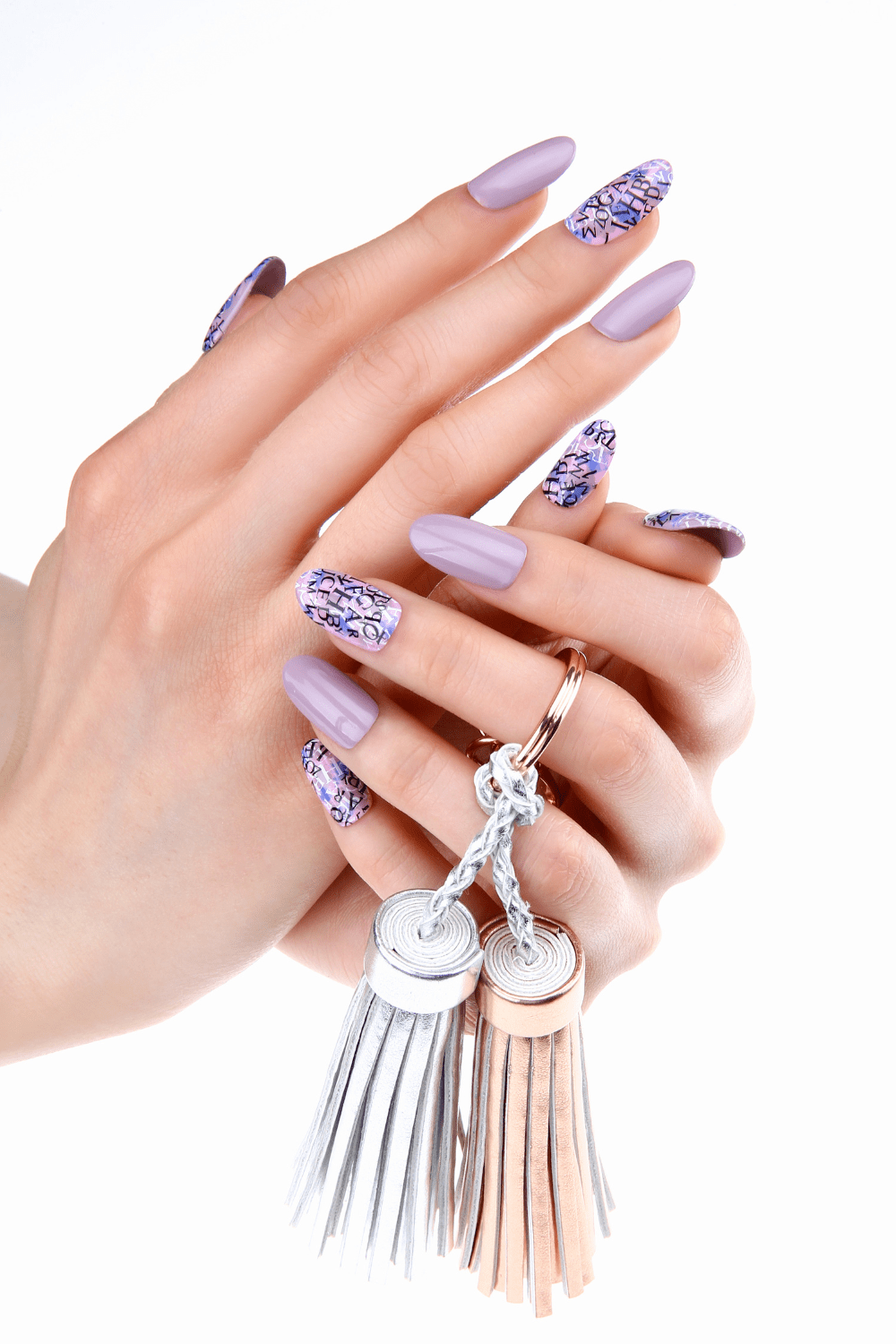 150+ Stunning Fall Nails to Inspire Your Next Manicure 137 150+ Stunning Fall Nails Ideas to Inspire Your Next Manicure