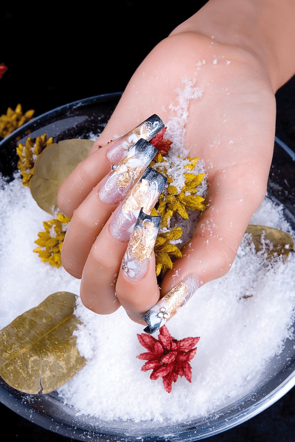 150+ Stunning Fall Nails to Inspire Your Next Manicure 170 150+ Stunning Fall Nails Ideas to Inspire Your Next Manicure